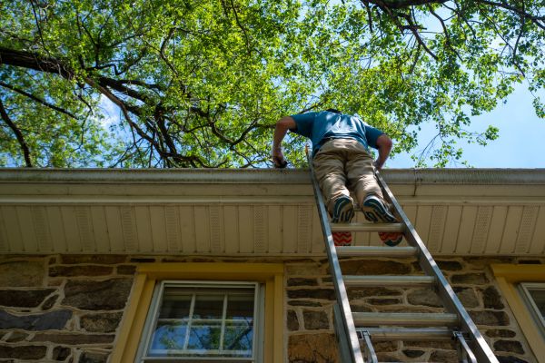Industrial Gutter Cleaning in Brick